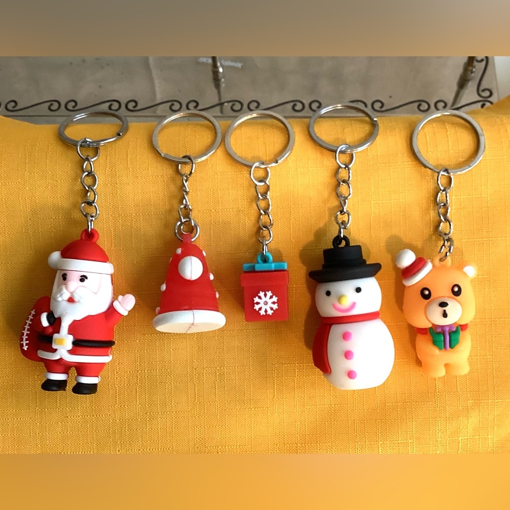 5 Christmas kids key chains.